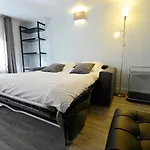 Into Paris - Appartement Hotel De Ville