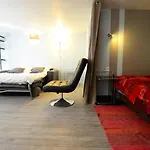 Into Paris - Appartement Hotel De Ville